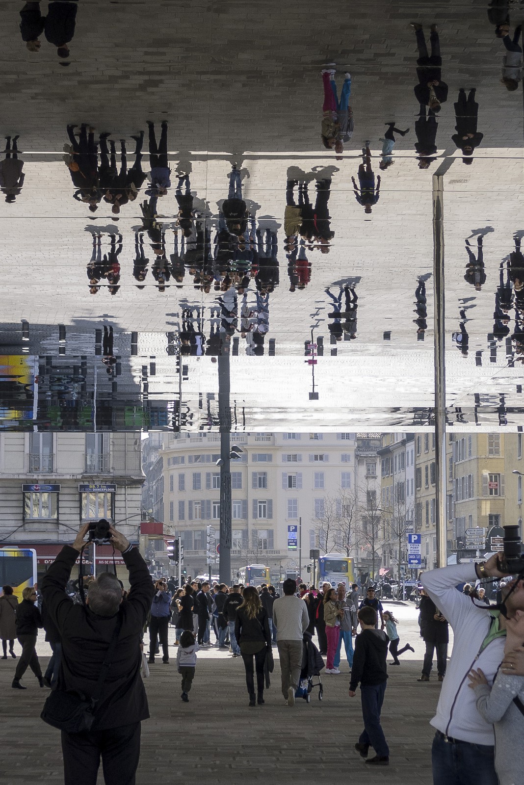 Les reflets du Vieux-Port