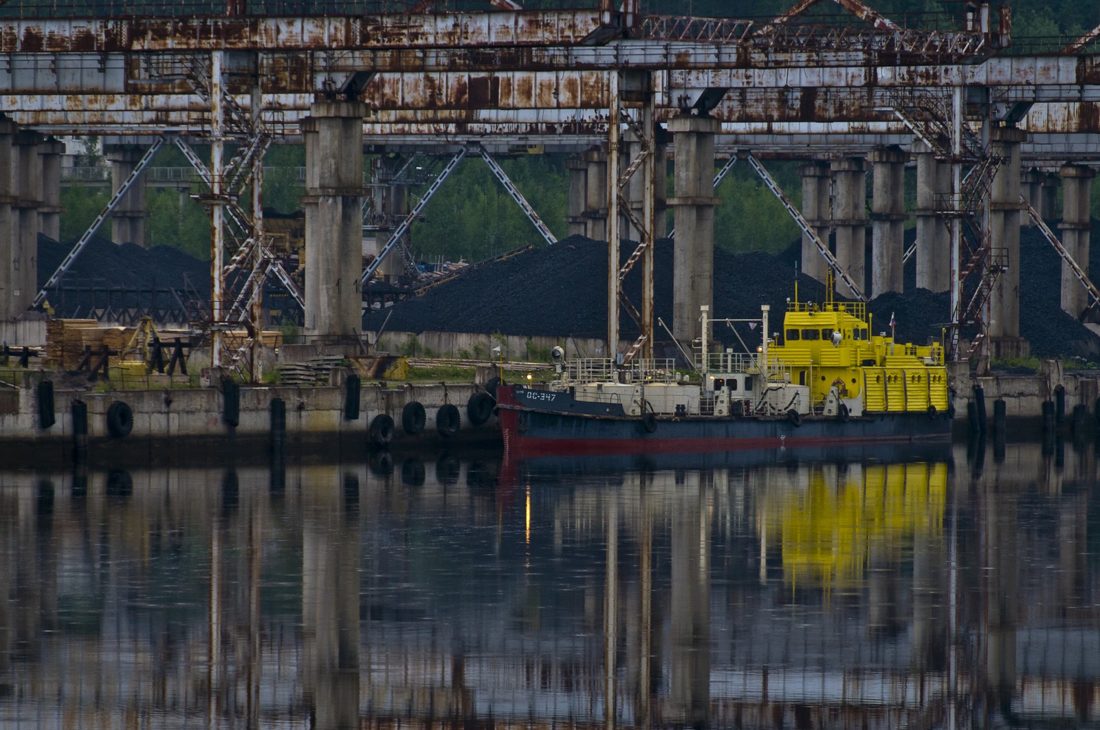 Port fluvial sur le Svir
