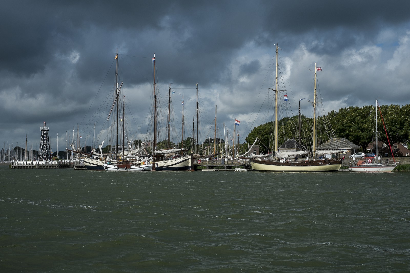 Sous les nuages