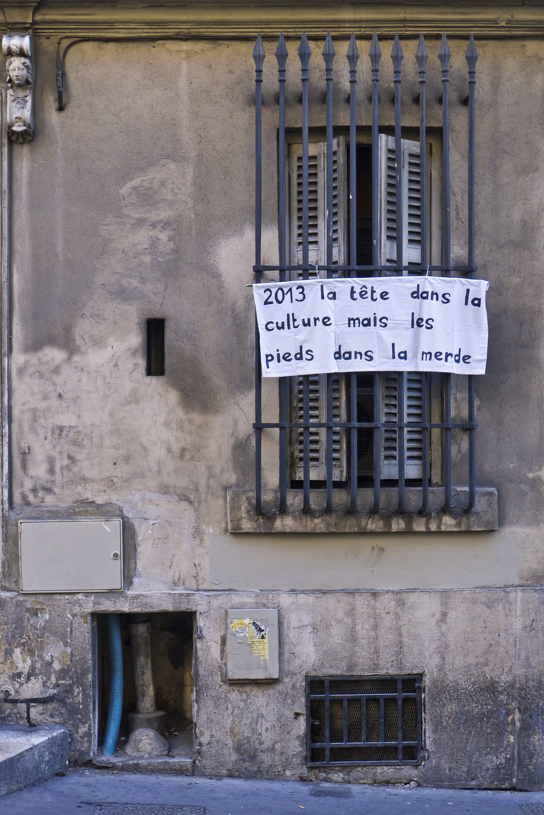 Action contre la saleté à Marseille